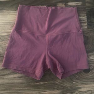 LULULEMON- align shorts-4”